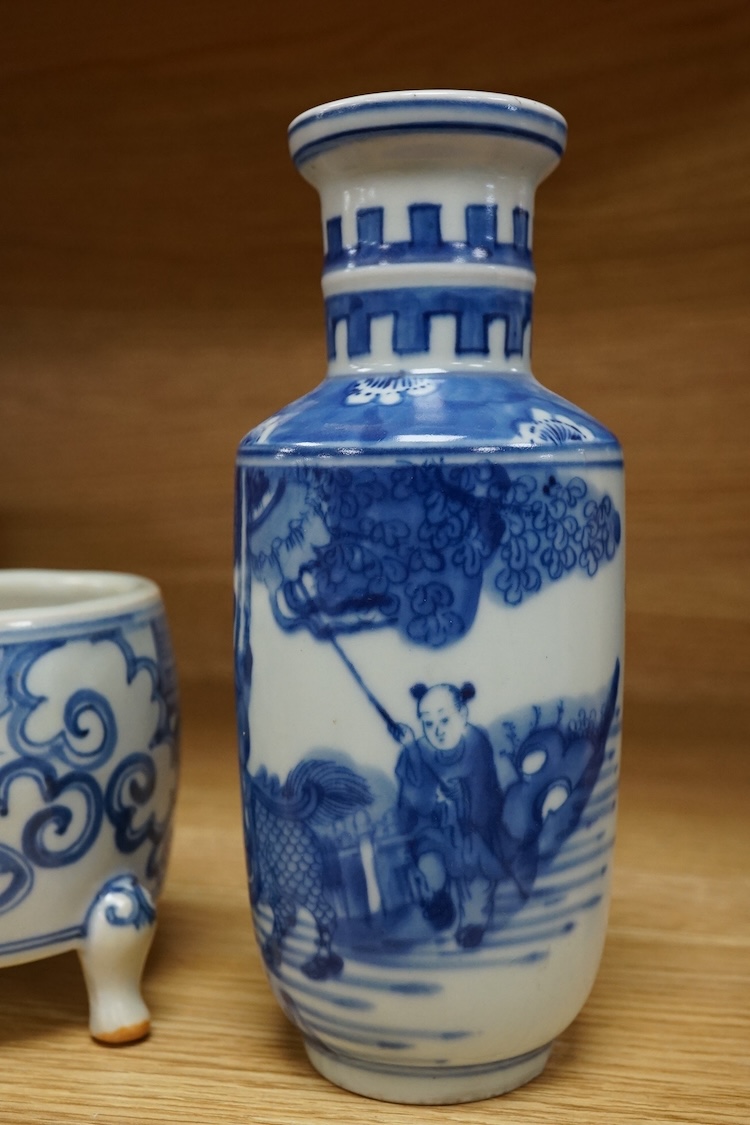 A Chinese blue and white rouleau vase and a similar tripod censer, tallest 18.5cm